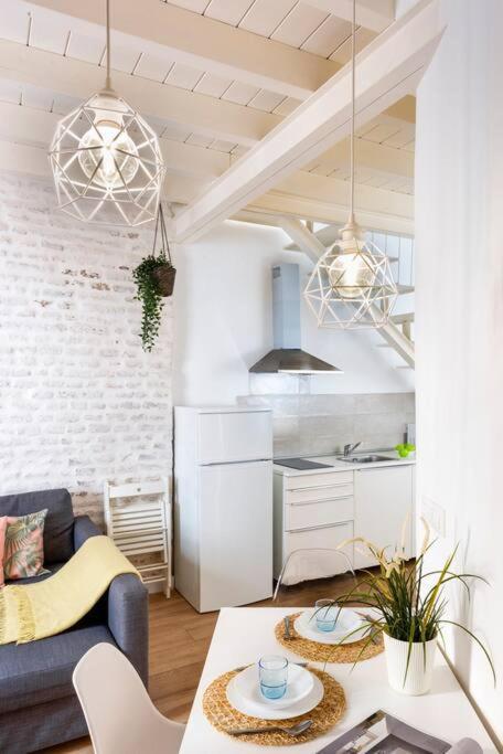 Hispalis El Rinconcillo Apartment Севиля Екстериор снимка